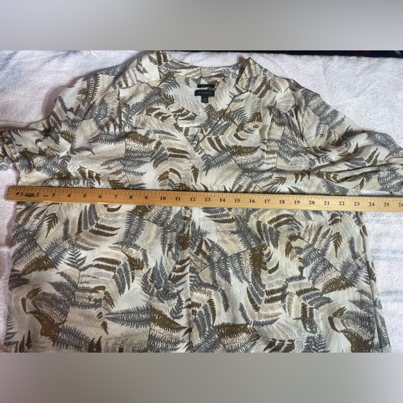 Talbots, long-sleeved silk blouse, Size XL - Picture 10 of 11